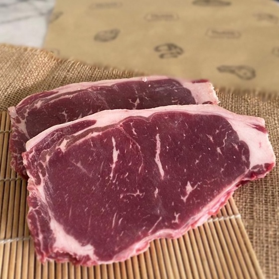 

AUS Wagyu Sirloin MB 2+ Steak Premium