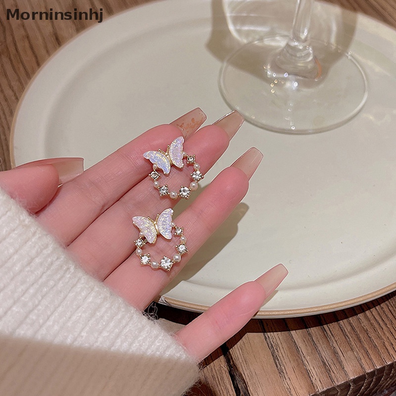 Mornin Korea Mode Baru Shiny Butterfly Stud Earrings Untuk Wanita Halus Berlian Imitasi Mutiara Lingkaran Anting Pengantin Pernikahan Perhiasan Hadiah id