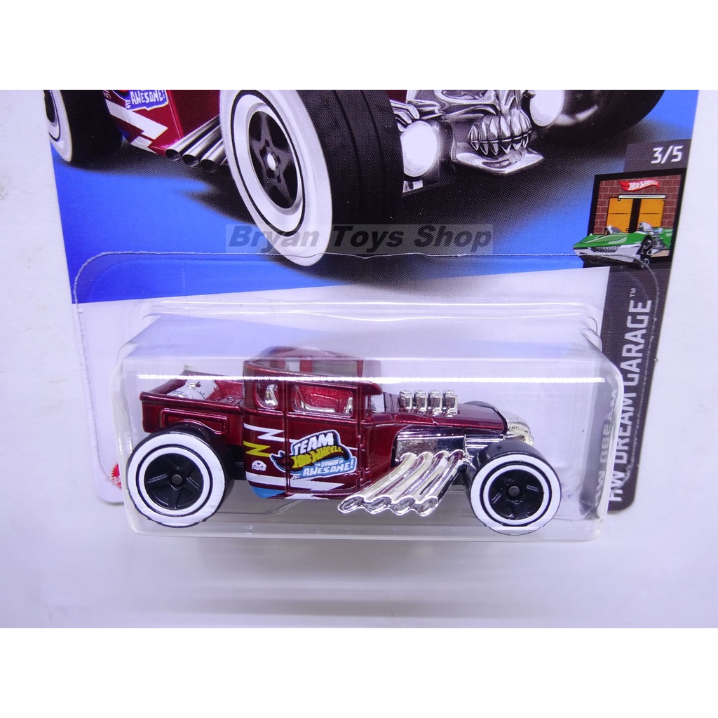Hot Wheels Bone Shaker Merah Team Awesome
