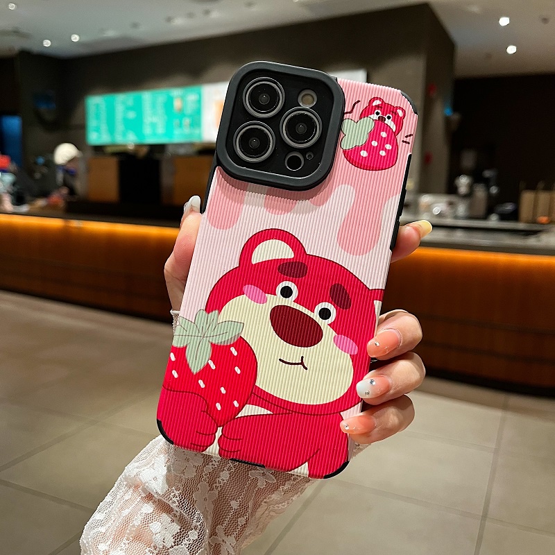 IPHONE Soft case Pelindung Kulit Tekstur Vertikal Kartun Strawberry Winnie the Pooh Untuk Iphone14 13 12 11 Pro Max X XR XS Max7 8 Plus