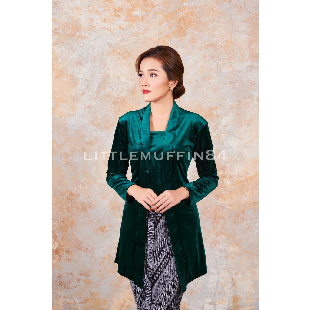 Kebaya dan Sorjan KEBAYA BLUDRU POLOS KUTUBARU ( TUNIK ) STANDART DAN JUMBO PANJANG Lurik