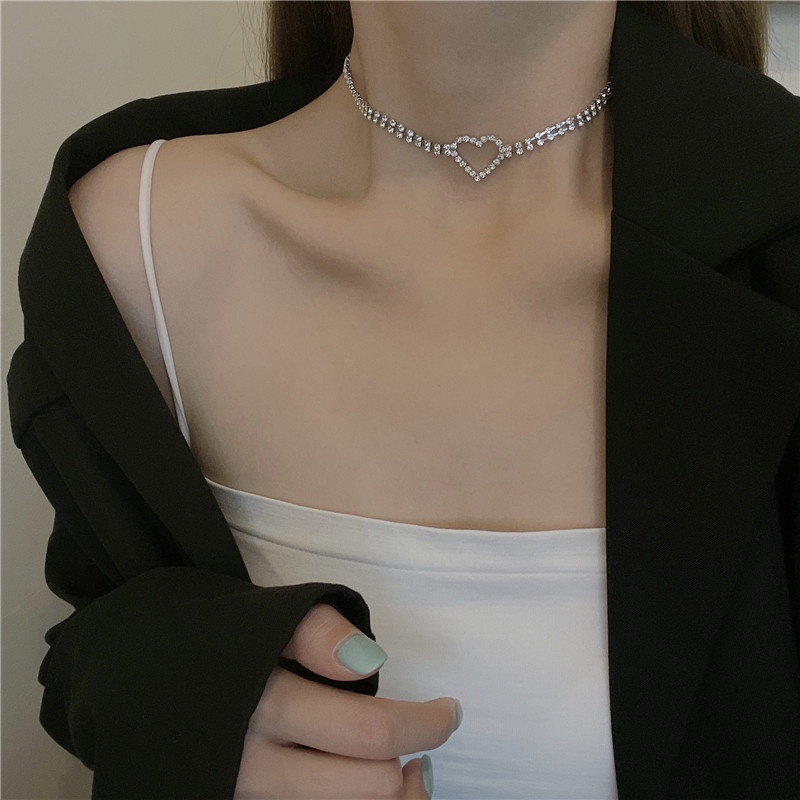 Kalung Cinta Sederhana Jepang Korea Perempuan Rantai Klavikula Temperamen Mahasiswa Leher Pendek Influencer Kerah Kalung Necklace