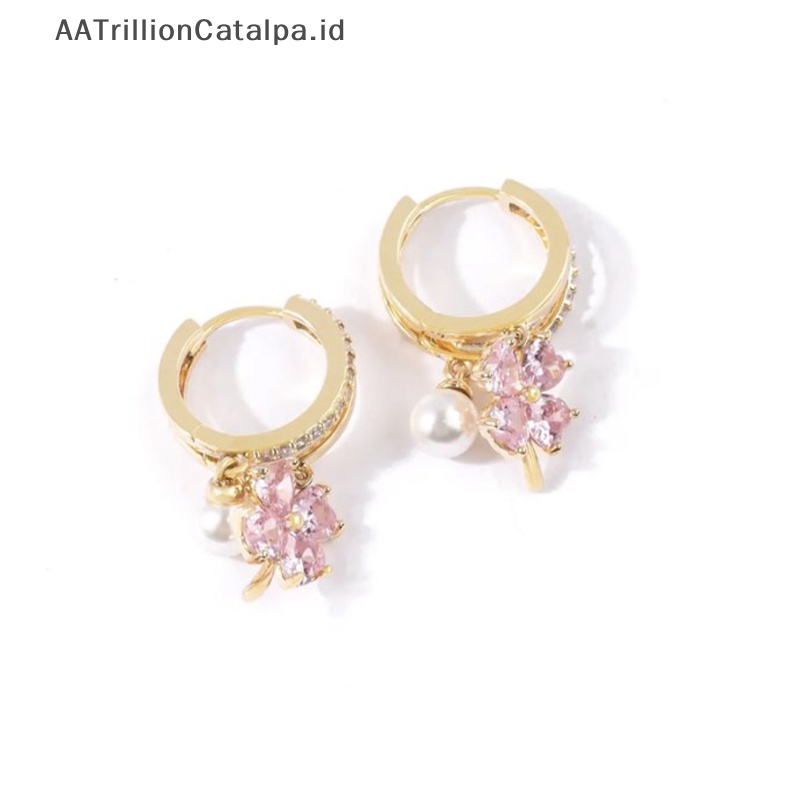 [variasi Lirikultahatalpa dessyink kristal empat daun bunga mutiara anting untuk wanita cahaya mewah, high-end rasa, temperamen modis, anting merah jala trendi baru dalika