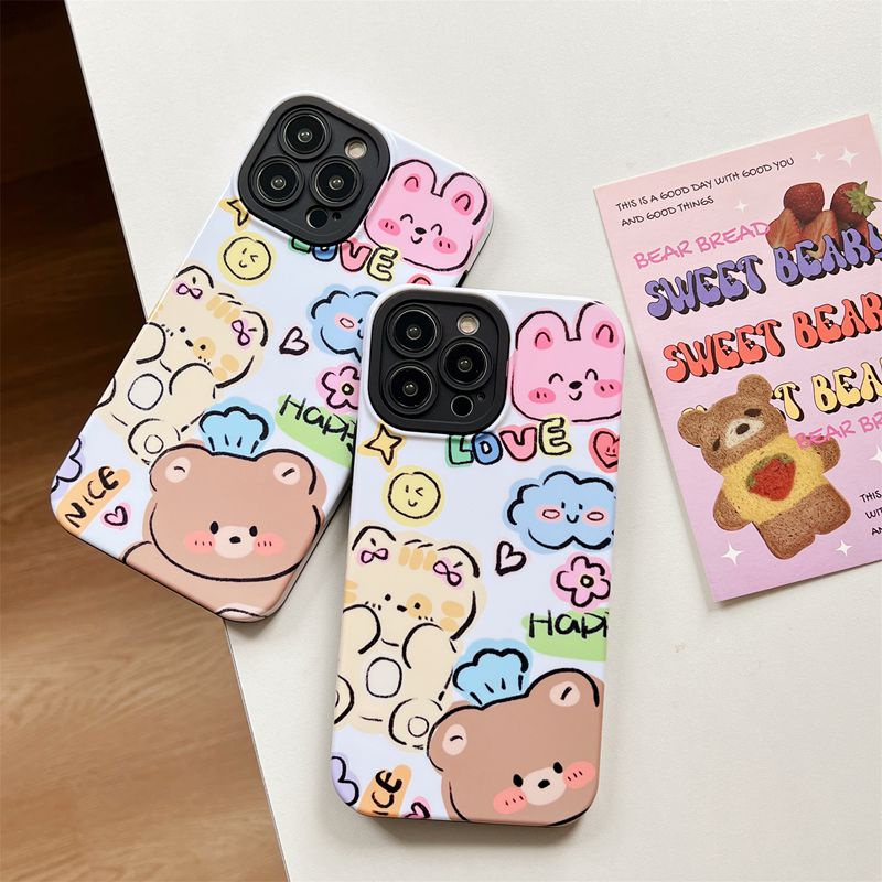 Happy Cartoon Bear Hard Plastic Case HP iP iPhone 12 13 14 Pro Max 11 FTD Casing Apple