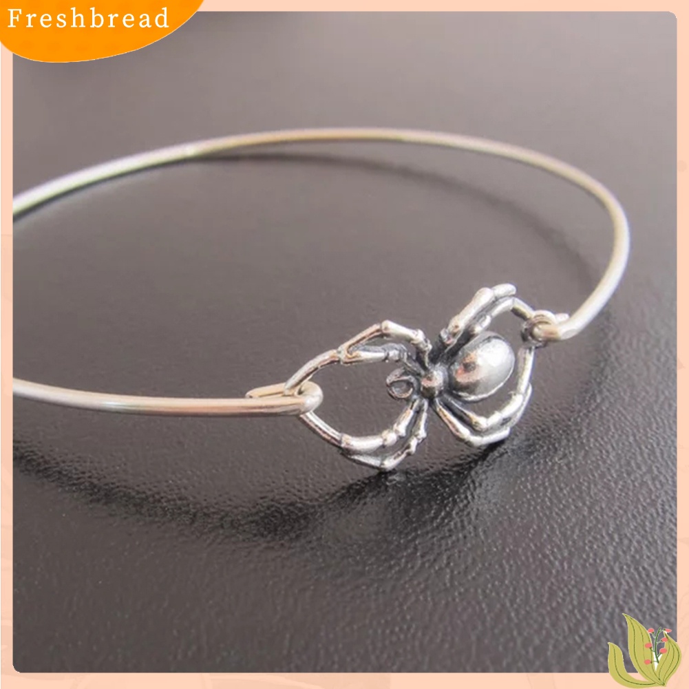 &lt; Freshbread &gt; Gaya Halloween Pria Wanita Bentuk Laba-Laba Gelang Bangle Wrist Band Jewelry