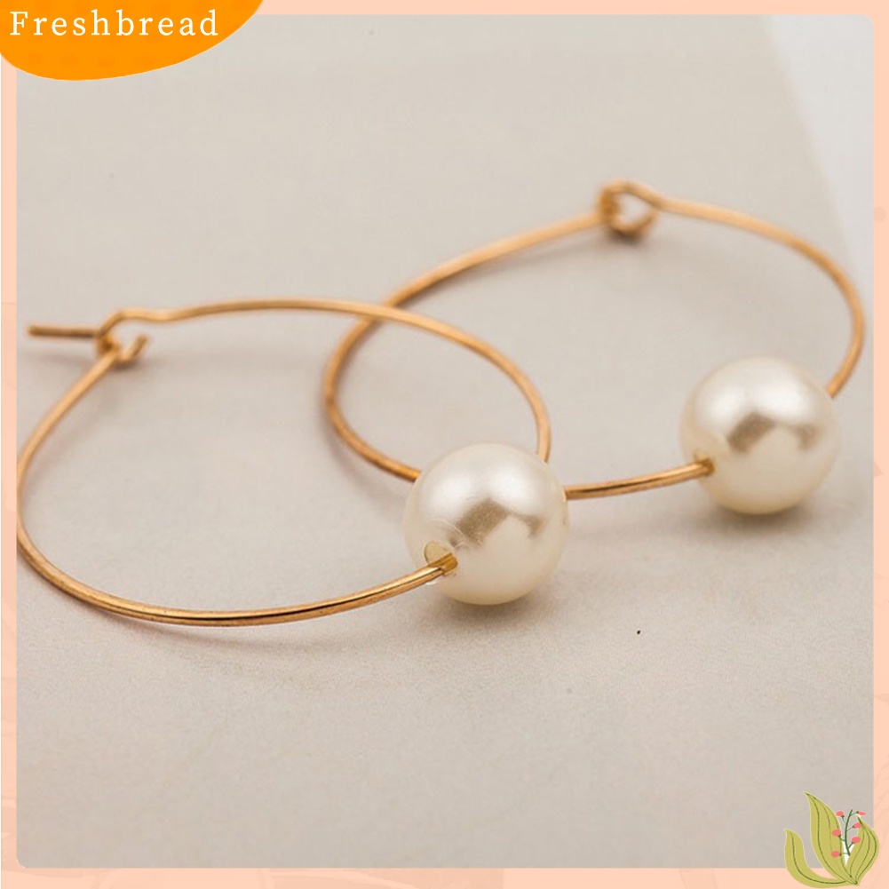 &lt; Freshbread &gt; Fashion Wanita Mutiara Imitasi Pesona Huggie Hoop Earrings Pesta Perhiasan Hadiah Ulang Tahun