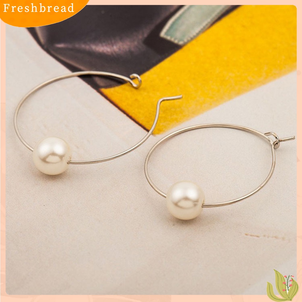 &lt; Freshbread &gt; Fashion Wanita Mutiara Imitasi Pesona Huggie Hoop Earrings Pesta Perhiasan Hadiah Ulang Tahun