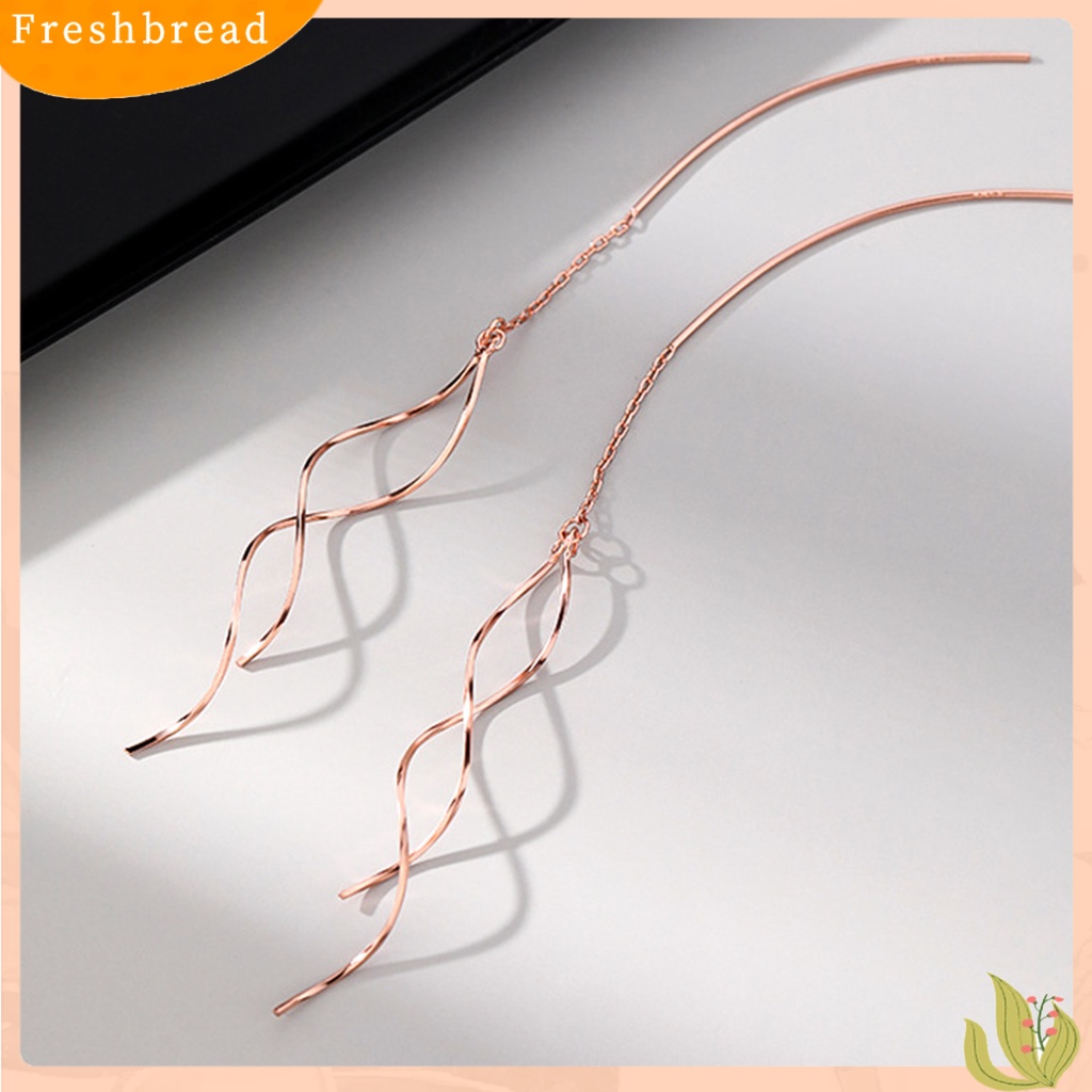 &lt; Freshbread &gt; 1pasang Anting Menjuntai Melengkung Threader Panjang Rumbai Kilau Terang All-match Hias Geometris Wanita Memutar Linear Drop Earrings Perhiasan Hadiah Untuk Pesta