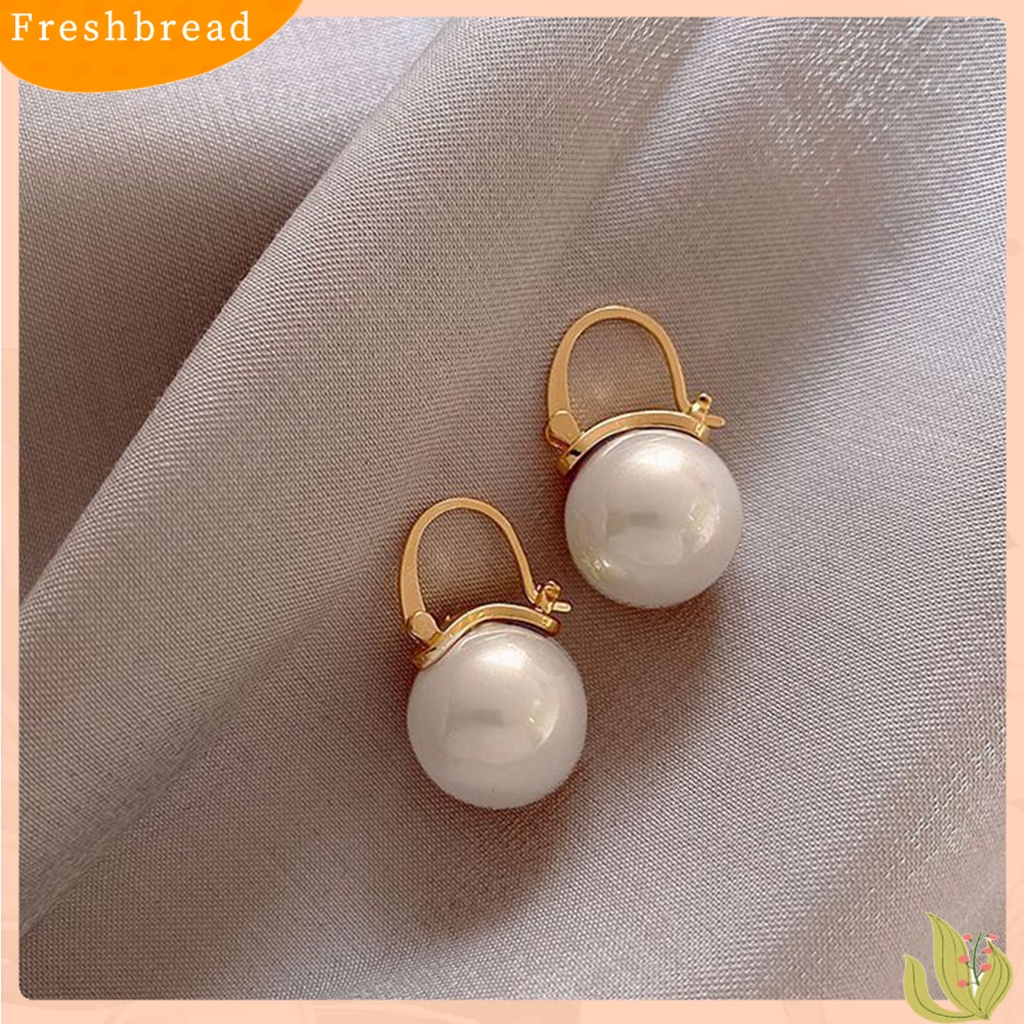 &lt; Freshbread &gt; 1pasang Anting Pengerjaan Halus Indah Imitasi Mutiara Mata-catching Fantasy Lop Earrings Untuk Outdoor