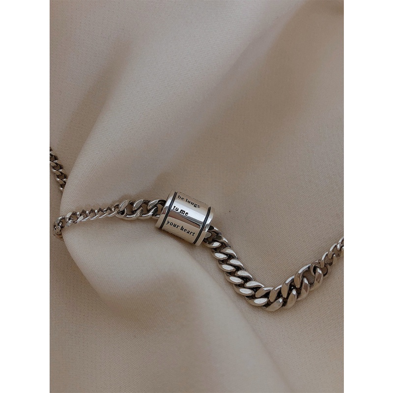 Goldkingdom Fashion Perhiasan Aksesoris Ready Stock Perak Disepuh Silinder Marcasite Retro Pasangan Kalung Perempuan Niche Desain Rasa Temperamen Mewah.