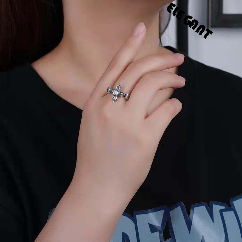 [Elegan] Cincin Terbuka Pasang Niche Cross Pacar Zirkon Vintage Knuckle Ring