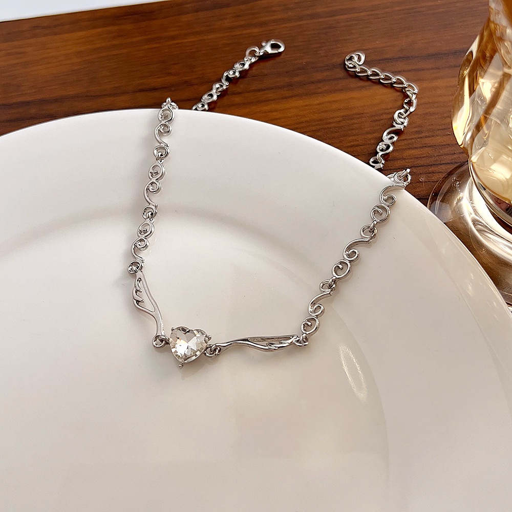 Kalung Sayap Malaikat Berlian Love Korea Untuk Wanita