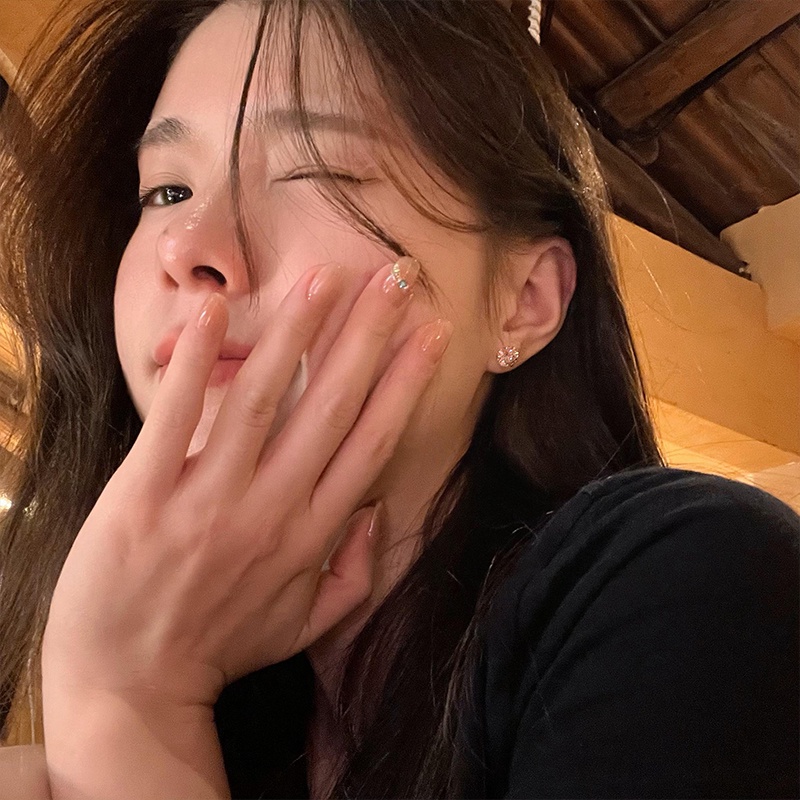 Papaozhu Chic Bersinar Merah Muda Zirkon Bola Kecil Emas Stud Anting Untuk Wanita Gadis Kepribadian Berkilau Berlian Imitasi Anting-Anting Temperamen Telinga Aksesoris Pakaian Sehari-Hari