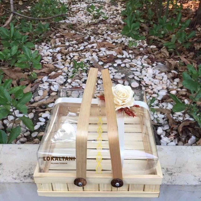 Keranjang Bambu Kotak/Keranjang Hantaran/Keranjang Kue mika 30CM - Hias Pita Bunga