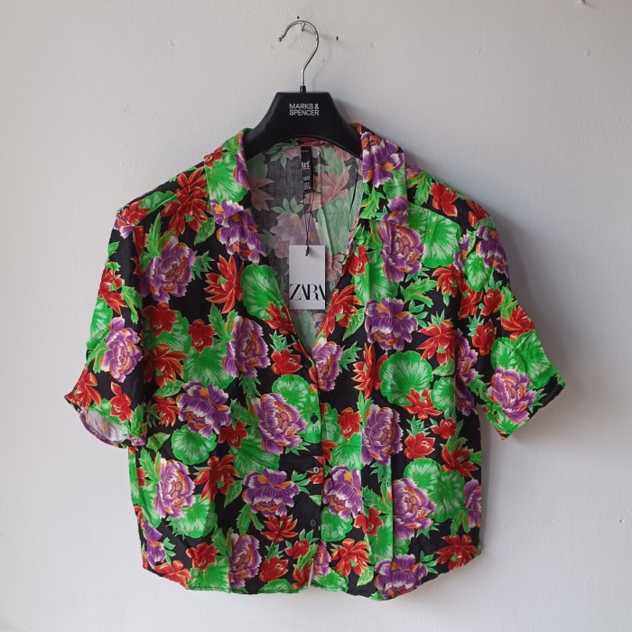 Kemeja wanita zara Kemeja wanita Hawaii motif bunga bunga kekinian