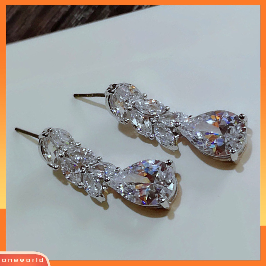 [WOD] 1pasang Anting Menjuntai Bentuk Daun Berlian Imitasi Perhiasan Halus Cubic Zirconia Stud Earrings Untuk Pernikahan