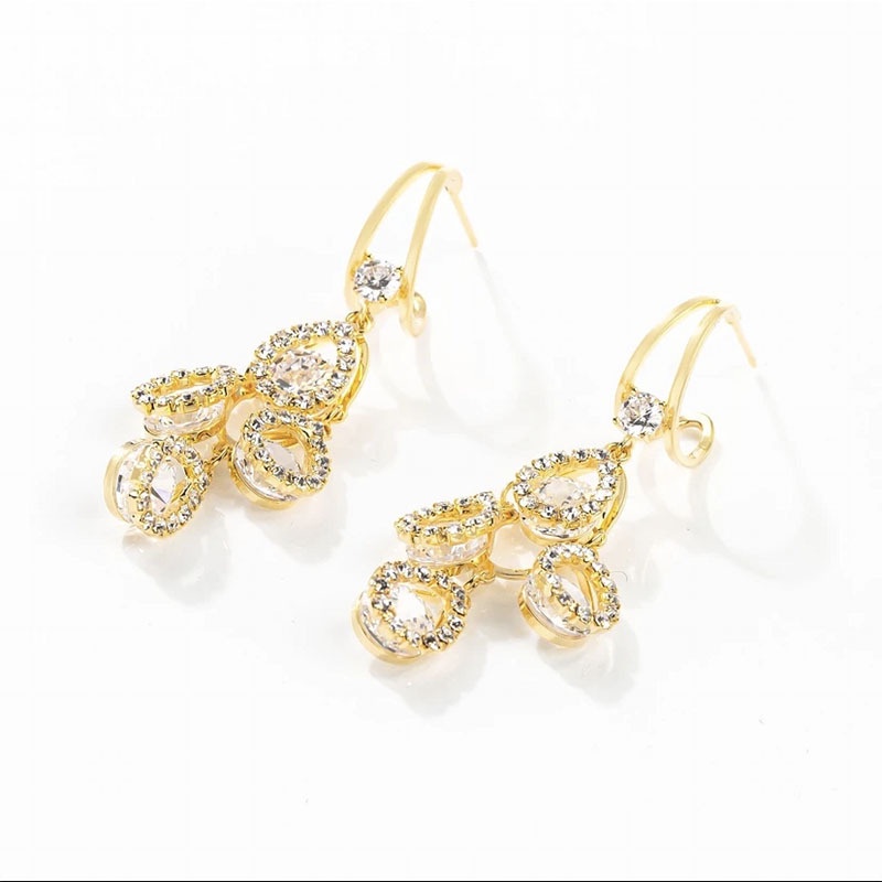 Geometris Elegan Berlian Berlian Berlian Imitasi Temperamen High-End Gaya Baru Anting Fashion Trendi