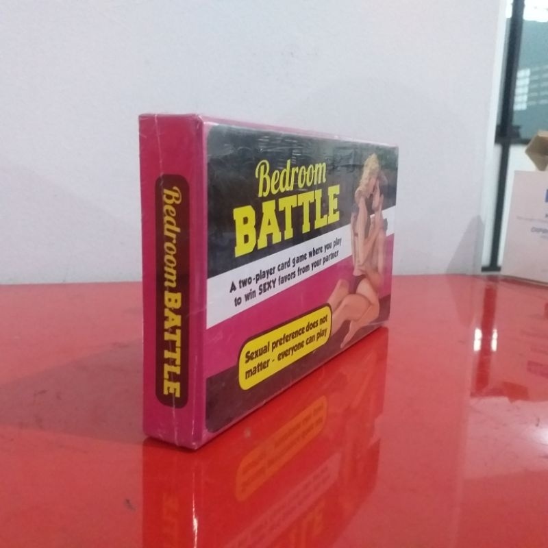 bedroom battle - board game - cards game