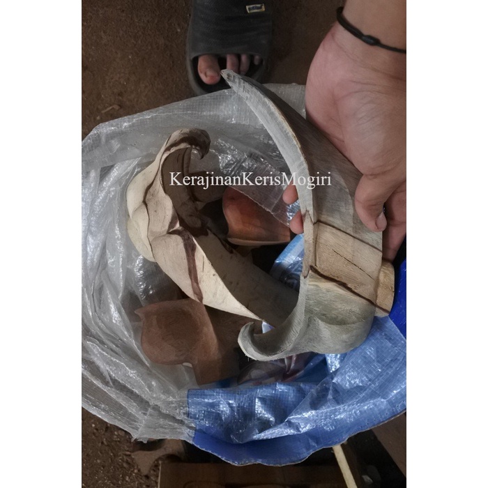 

bahan warangka keris ladrang brangah solo kayu campur stok japri aja Termurah