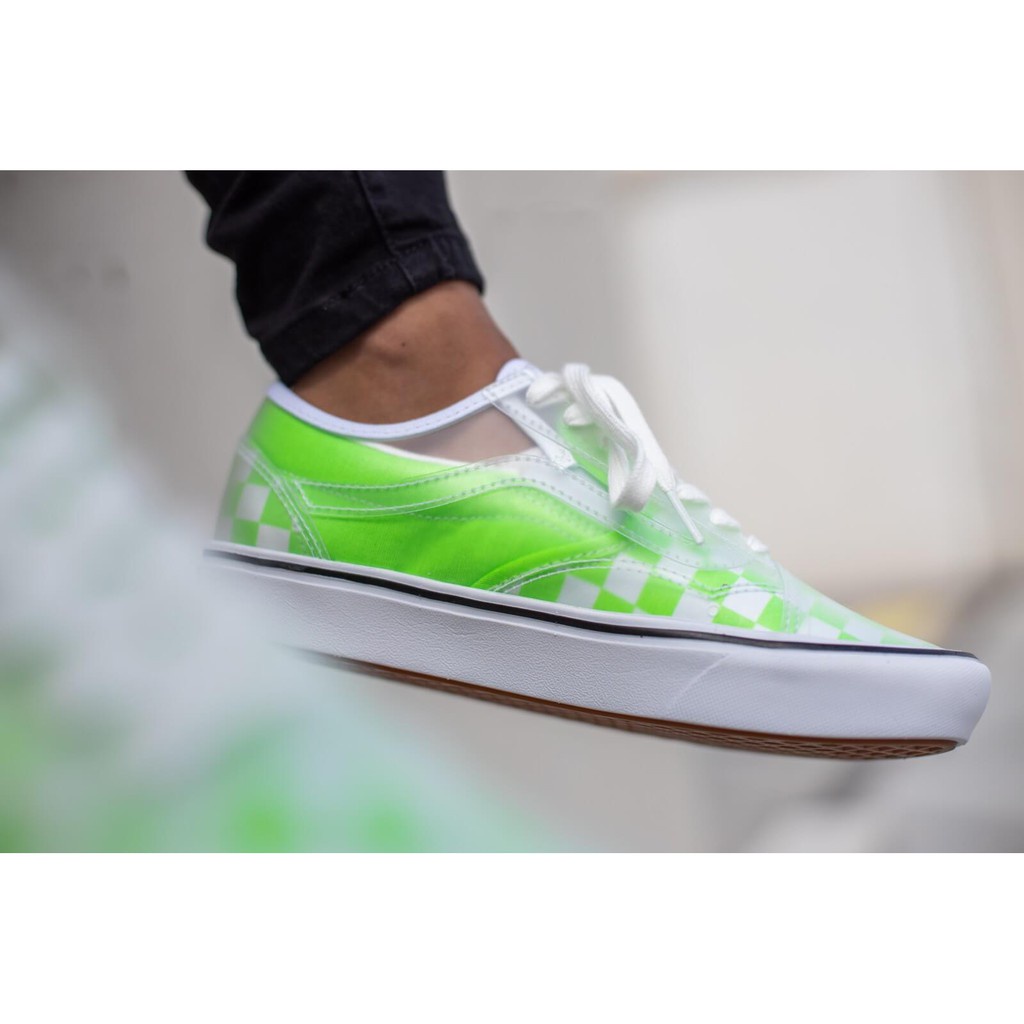 SEPATU VANS OFF THE WALL | SLIP SKOOL COMFYCUSH CHECK GREEN