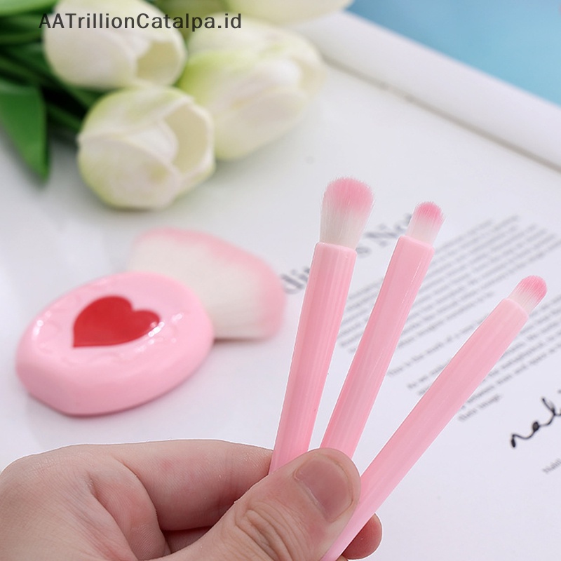 Umakurillion syalatalpa 4 plikcs ̽akeup ̽ pliket ̽osmetic galihowder ̽ye ̽hadow alfinoundation stapellush alfinlending halilintar ̽p ̽ plikoft ̽air stapelith ̽irror kemenkumham