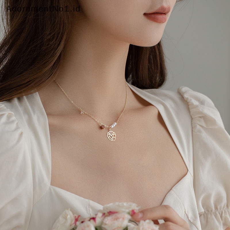 [AdornmentNo1] Fashion Trendy Shiny Exquisite kalung bunga ringan rantai klavikula Hollow untuk wanita perhiasan pasangan hadiah pesta ulang tahun