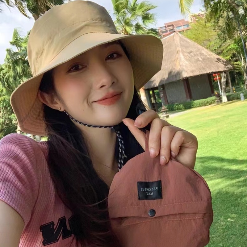 Mode Baru Topi Nelayan Lipat Untuk Wanita Korea Olahraga Luar Ruangan Tahan Air Musim Panas Pelindung Matahari Topi Bernapas Warna Solid Naik Gunung Topi