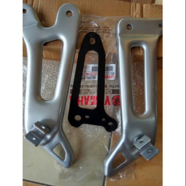 Dudukan Foot Step/Footstep Belakang Rx King RX King New /Bahan Besi Tebal silver dan karbon celup TE