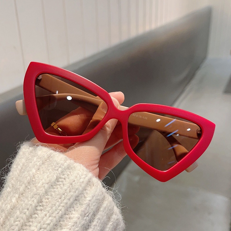 (YUZHU) Vintage Fashion Segitiga Cat Eye Rice Spike Sunglasses Untuk Wanita Candy Color UV Protection Sunglasses