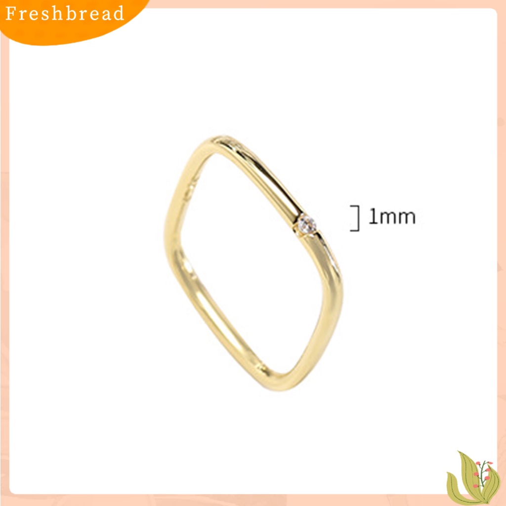 &lt; Freshbread &gt; Cincin Bentuk Persegi Berlian Imitasi Hias Perhiasan Cincin Wanita Lapis Perak Untuk Pesta