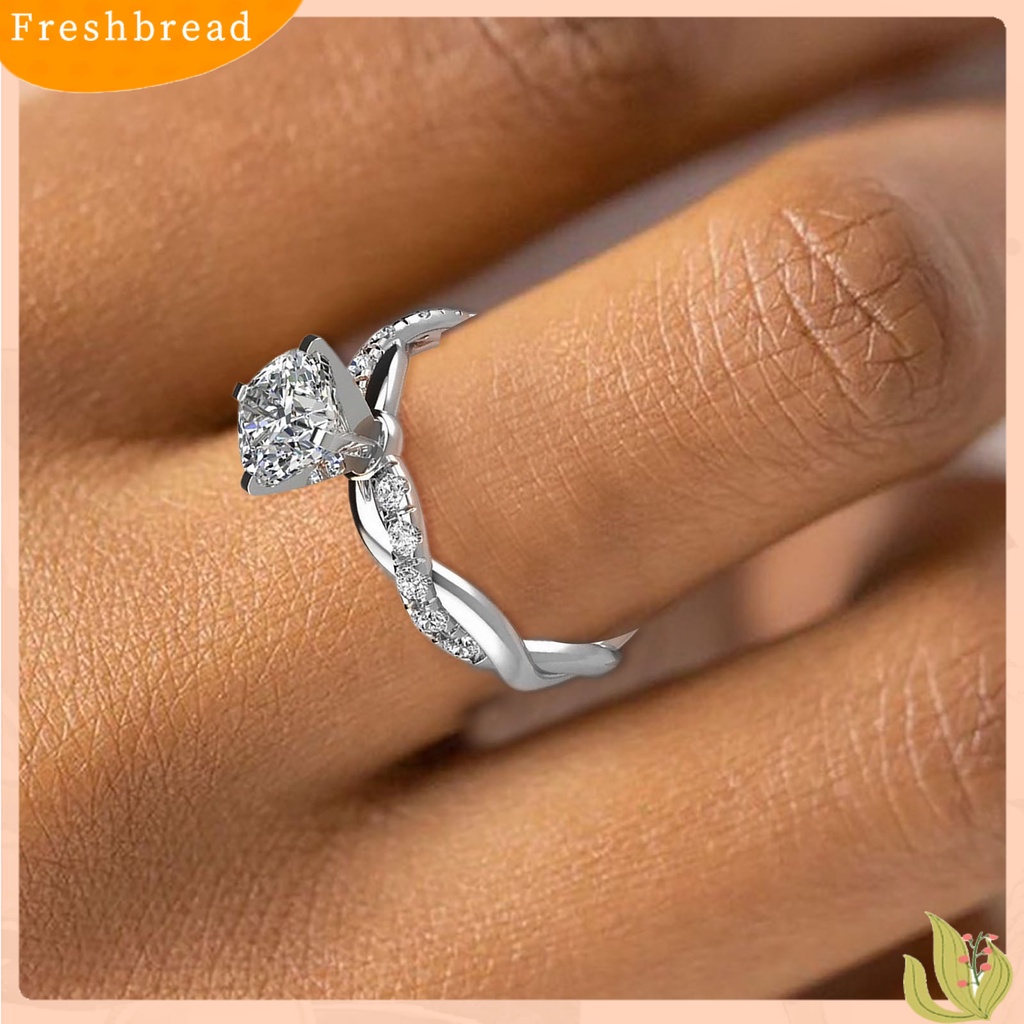 &lt; Freshbread &gt; Wanita Indah Romantis Berlian Imitasi Memutar Pertunangan Cincin Perhiasan Aksesori