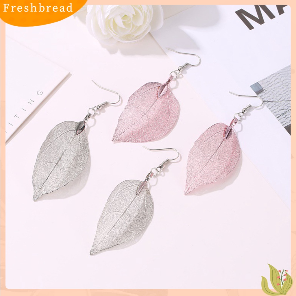 &lt; Freshbread &gt; 1pasang Anting Wanita Stainless Bentuk Daun Hidup Anting Menjuntai Tahan Lama Untuk Pakaian Sehari-Hari