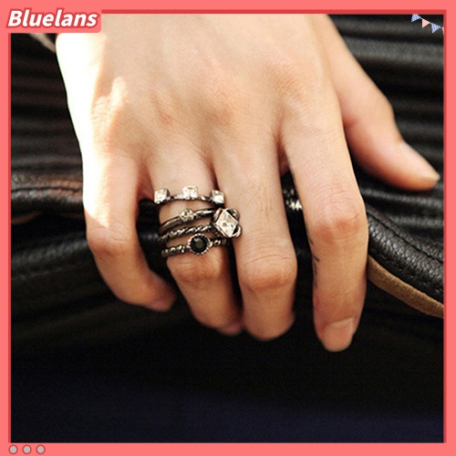 {In Stock} 4Pcs Wanita Retro Punk Berlian Imitasi Cincin Set Mid Finger Stack Ring Fashion Jewelry