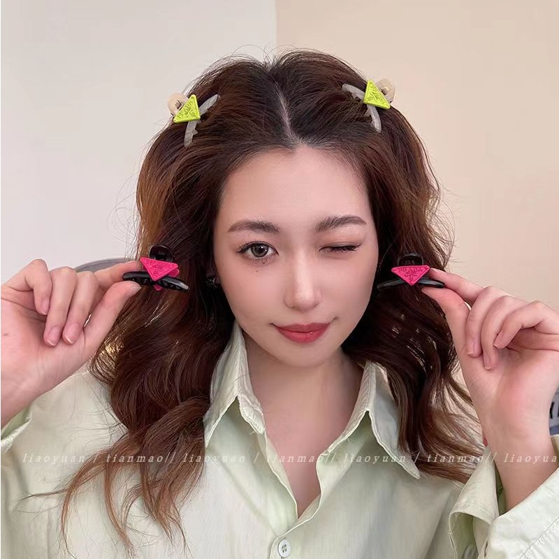 Sweet and Cute Triangle Mini Gripper Korea Candy Resin Hair Clip Jepit Rambut Mini Murah