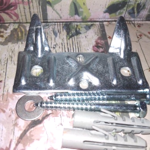 Braket Water Heater Ariston Modena 15 & 30 liter