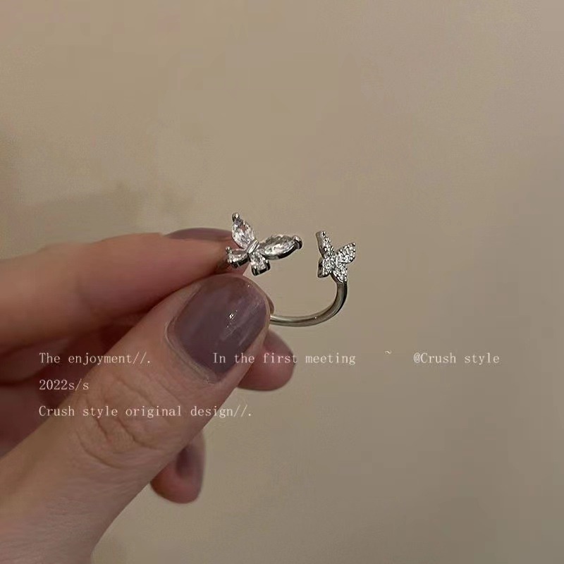 Ay (CN) Butterfly Silver Ring Cincin Kristal Elegan Untuk Aksesoris Perhiasan Wanita