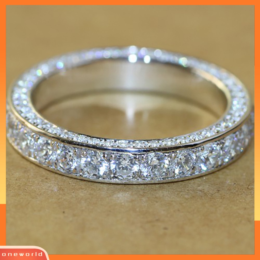 [EONE] Cincin Kawin Bulat Mengkilap Tidak Luntur Berlian Imitasi Bertatahkan Simetris Jari Circlet Perhiasan Pengantin