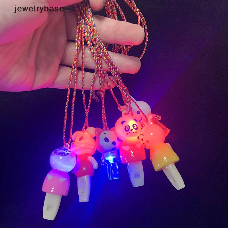 [jewelrybase] 2 Pcs LED Piglet Bercahaya Peluit Mainan Liontin Massal Glow In The Dark Nikmat Pesta Ulang Tahun Kalung Anak Hadiah Butik
