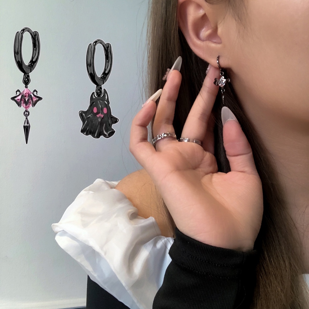 Y2k Manis Keren Asimetris Cross Ghost Anting Trendi Gothic Pink Berlian Hantu Kecil Geometris Persegi Eardrop Kepribadian Desain Setan Bijouterie Stud Perhiasan Aksesoris