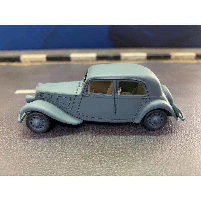 Tamiya Finished Models 1/48 Citroen Traction 11CV Staff Luftwaffe