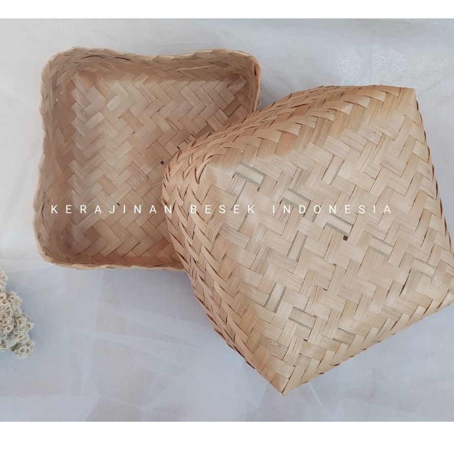 Bambu Bambu SEPASANG BESEK BAMBU NATURAL ukuran 20cm// Kerajinan bambu// Besek ayam// Besek murah// 
