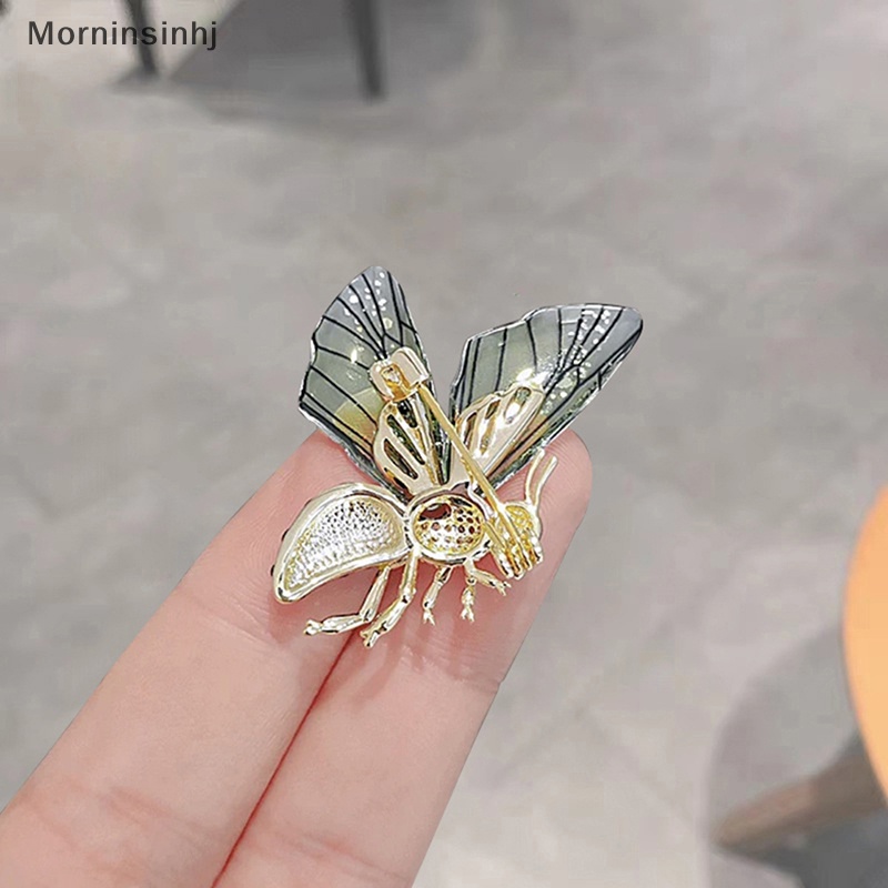 Mornin Fashion Lebah Terbang Bros Untuk Wanita Sayap Transparan Mantel Enamel Lebah Serangga Pesta Kerah Pin Aksesoris Perhiasan Hadiah id