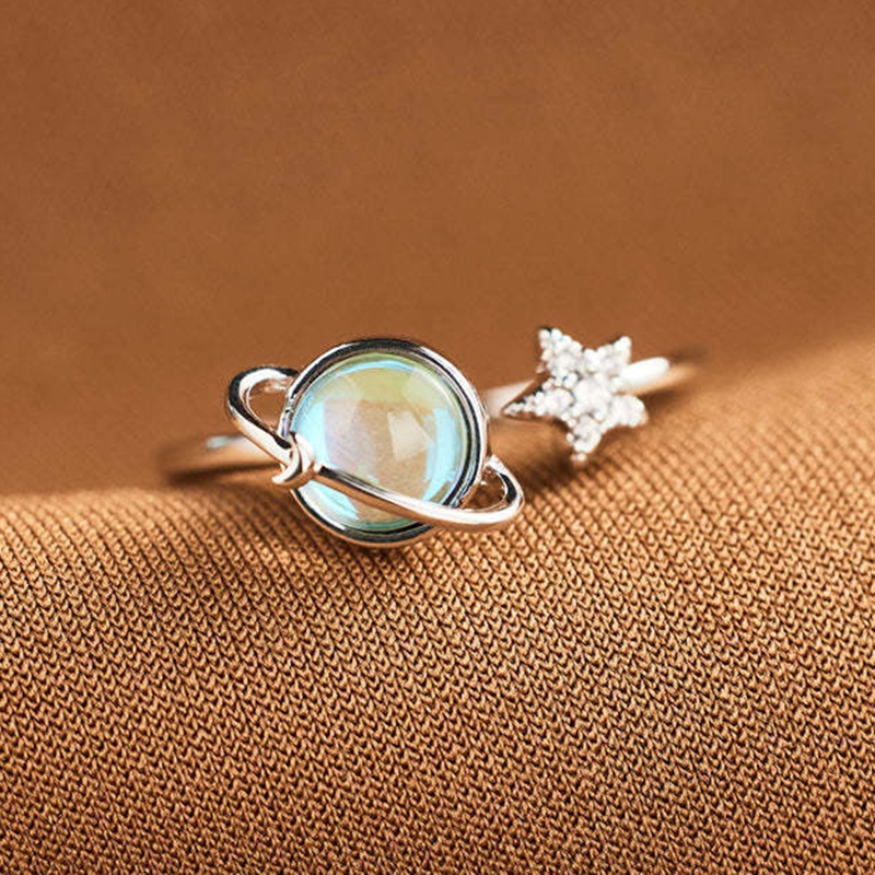 Cincin Planet Bulan Bintang Yang Dapat Diputar Baru Moonstone Rotating Anxiety Decompression Adjustable Finger Ring Untuk Wanita Perhiasan Hadiah