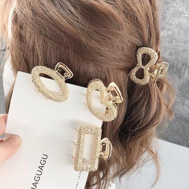 WE Jepit Rambut Korea Wanita Bahan Alloy Logam Warna Emas Gold Hair Claw Clip Girl Women Fashion Hairpin Import