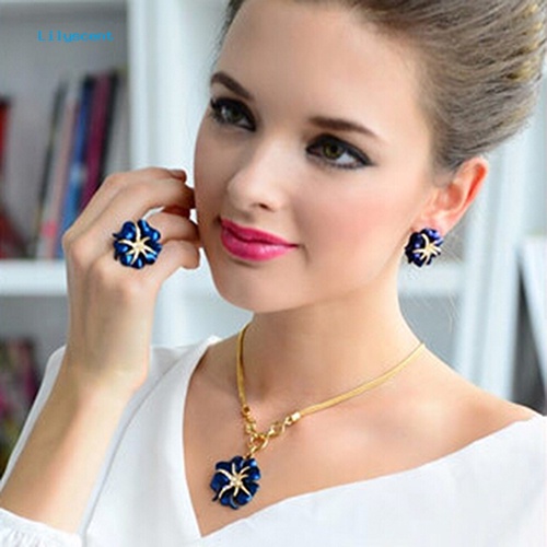 Lilyscent Wanita Elegan Bunga Bintang Laut Pesona Berlian Imitasi Ear Studs Fashion Earrings Hadiah