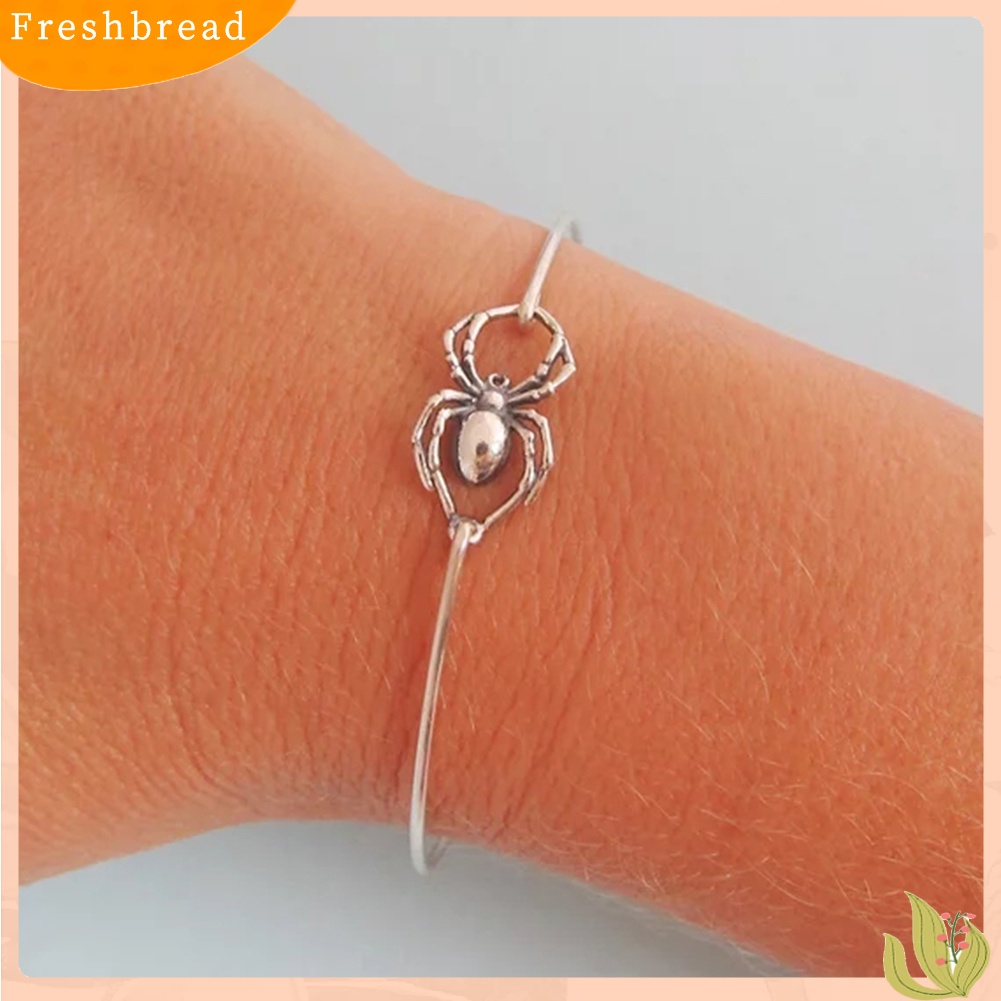 &lt; Freshbread &gt; Gaya Halloween Pria Wanita Bentuk Laba-Laba Gelang Bangle Wrist Band Jewelry