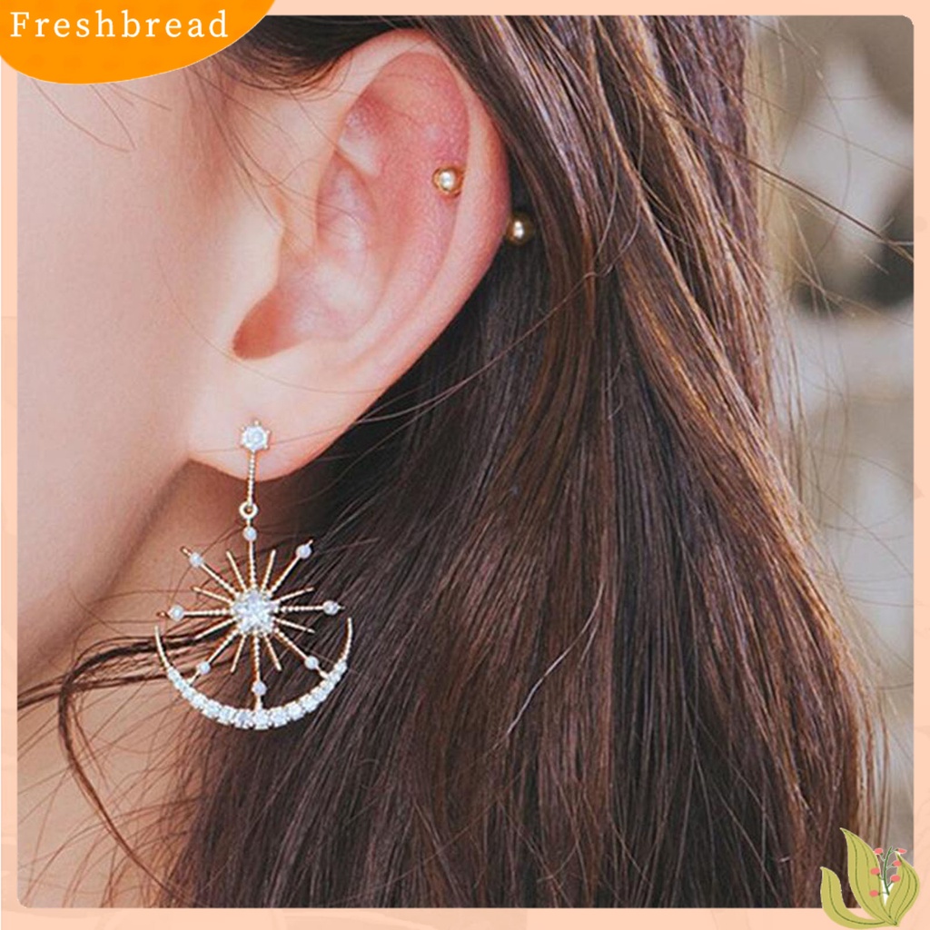 &lt; Freshbread &gt; 1pasang Anting Bulan Bintang Indah Mata-catching Gaya Mudah Cocok Anting Wanita Kasual Untuk Pakaian Sehari-Hari