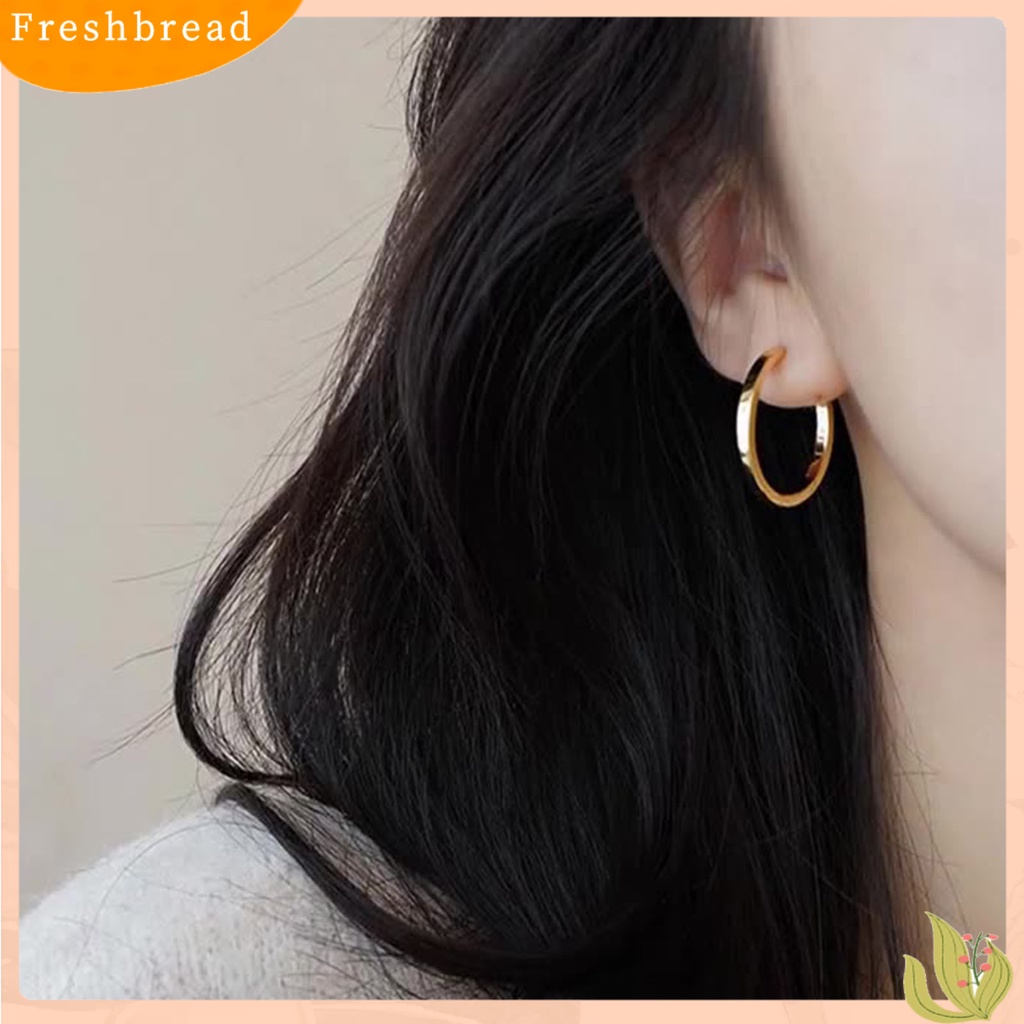 &lt; Freshbread &gt; 1pasang Wanita Anting Hoop Bulat Permukaan Halus Perhiasan Indah Fashion Penampilan Lingkaran Anting-Anting Perhiasan Aksesoris