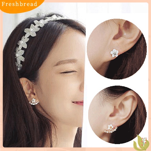 &lt; Freshbread &gt; Fashion Wanita Gaya Korea Anting Pola Daisy Kecil Berlian Imitasi Jaket Telinga Ear Studs