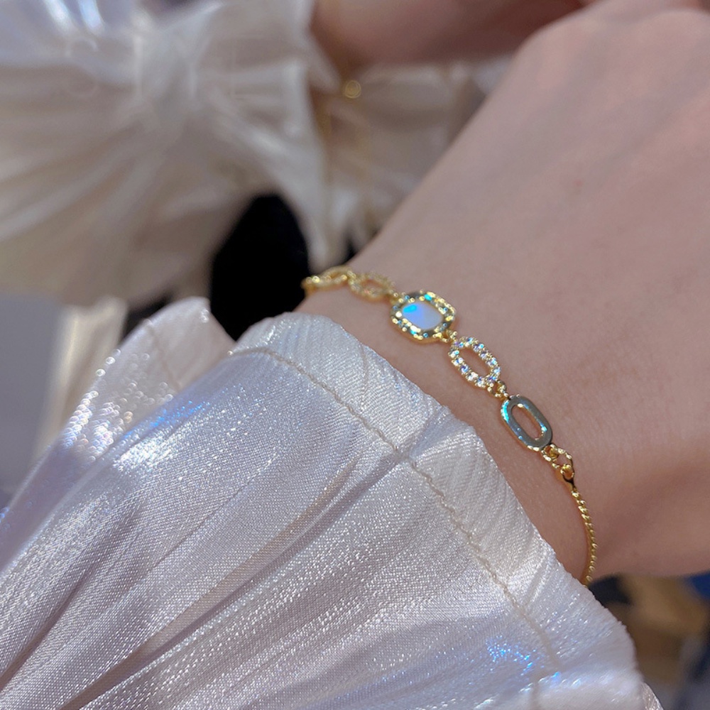 Selebriti Temperamen Cahaya Gaya Mewah Zirkon Gelang Perempuan Minoritas Desain Rasa Tarik Gelang Kepribadian All-match Gelang Manis Hati Perhiasan